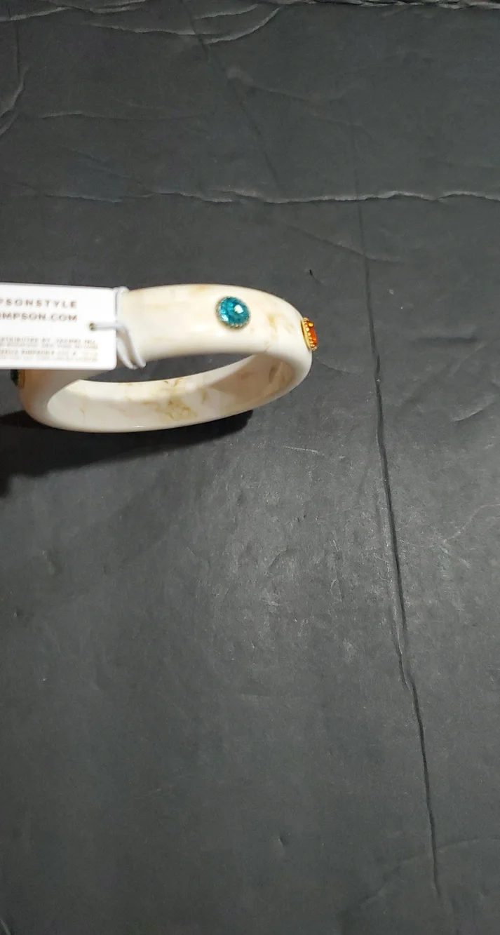 Jessica Simpson ivory multi gemstone adorned resin style bangle bracelet new‎
